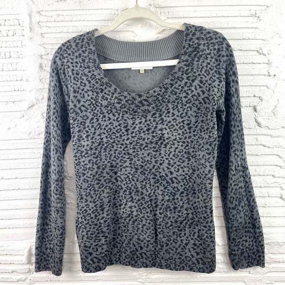 Calvin Klein Wool Blend Gray & Black Leopard Print Scoop Sweater Neck Size Small - Picture 1 of 11